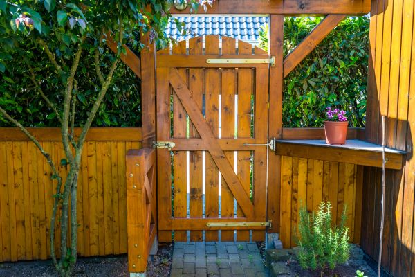 Wood Gate Repair in Metairie