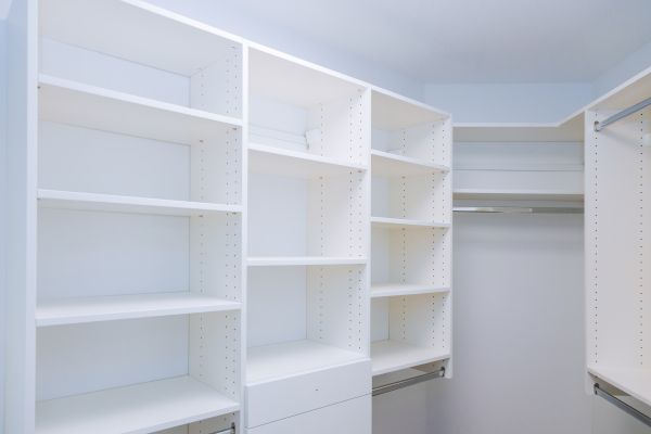 Shelf Mounting in Metairie