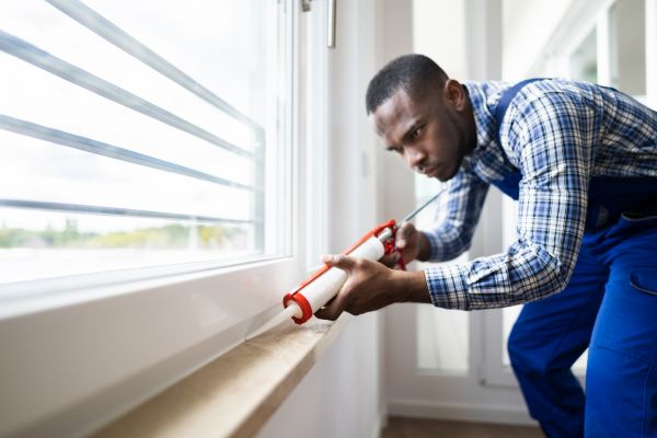 Caulk Repair in Metairie